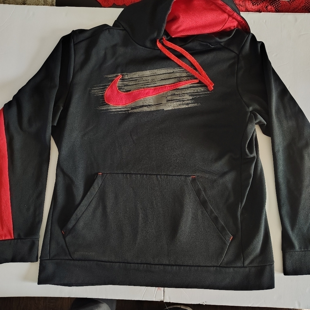 Nike Boys Black and Red Swoosh Sweater XL